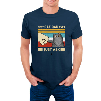 The Best Cat Dad/Mom - Personalized Unisex T-Shirt